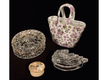 Collectable Trinkets, Dresser Boxes & Accessories