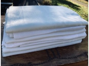 Bloomfield Vendor Retirement - Vintage Grouping Of Linens (7ct)