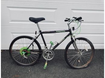 Vintage Magna Youth Mountain Bike