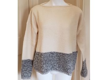 A Cozy Soft Wool Sweater By Vince Size M