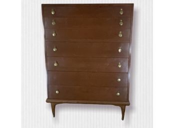 Mid Century Modern Dresser By Johnson Furniture Co 33' X 19' X 45'