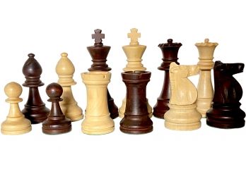 Vintage Staunton Weighted Cavalier Chess Pieces  - Tournament Edition Circa 1967