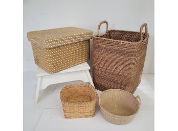 Pottery Barn White Foot Stool With Baskets