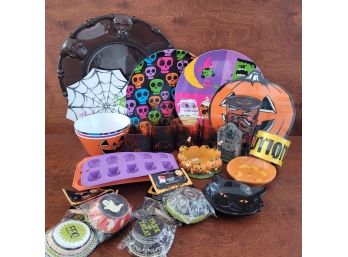 Halloween Decor And Party Lot