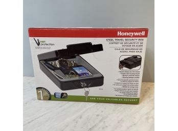 Honeywell Steel Travel Security Box