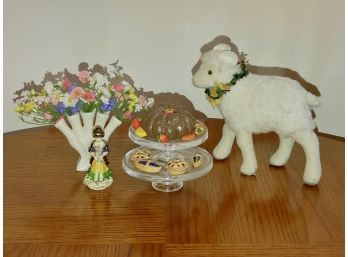 American Girl Accessories - Finger Vase, Lamb, Dessert Tray, Doll