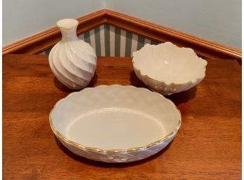 Lenox Vase, Bowl And Pie Dish