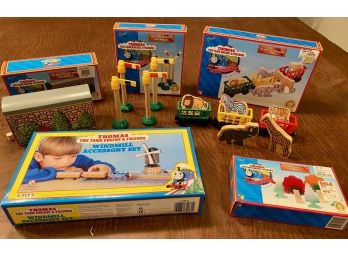 Thomas The Tank Engine And Friends Windmill, Trees, Signals, Circus