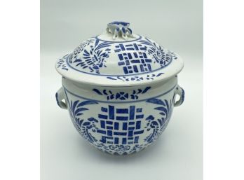 Asian Bamboo Imagery With Crab Lidded Porcelain Pot (1 Of 2)