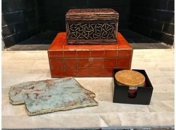 Collectible Boxes, Coasters And Serveboard