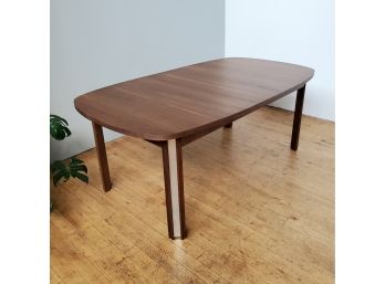 Stunning 1975 Tabago Canada Walnut Dining Table With 2 Leaves