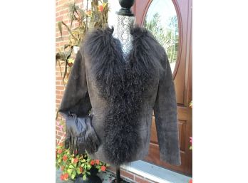 CHICOS DESIGN Brown Leather / Mongolian Fur Collar With Leather Gloves