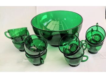 Sharp Vintage Green Bowl 10x5' And 8 Matching Teacups 3x2'