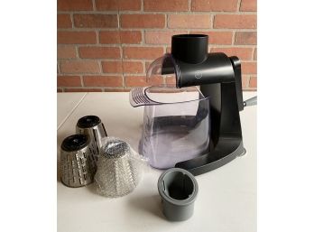 Pampered Chef Quick Prep Food Grater