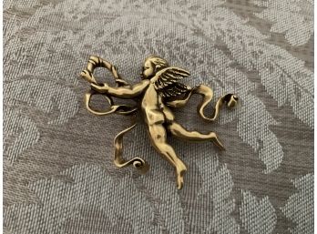 MMA Gold Tone Cherub Pin/pendant - Lot #4