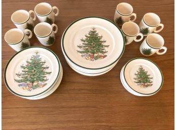 Vintage Cuthbertson Christmas Tree Motif Serveware Collection