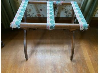 Wooden Luggage Rack With Tapestry Fabric Straps