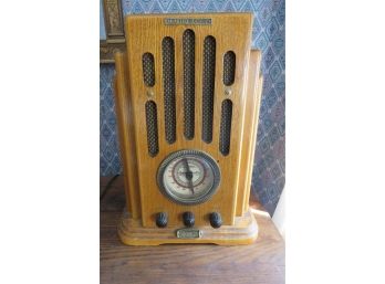 Crossley Limited Edition 'empire' Skyscraper Wood Radio