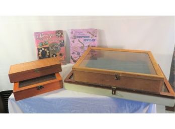 Glass Display Jewelry Cases With Jewelry Reference Books