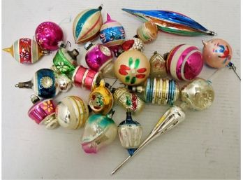 Lot Of Vintage Assorted Christmas Ornaments