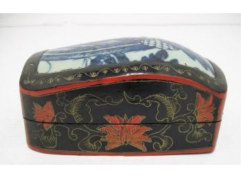 Beautiful Chinese  Black & Red Lacquerd Box With Blue & White Pottery Chard Top