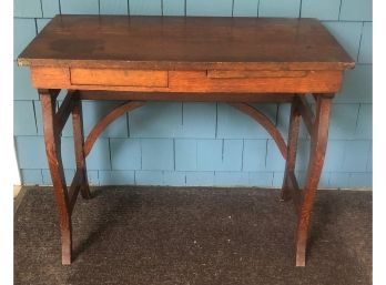 SMALL GOLDEN OAK OFFICE DESK