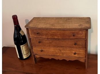 ANTIQUE MAPLE DOLLS' OR SALESMAN'S SAMPLE BOW FRONT DRESSER