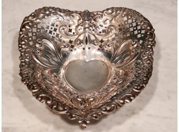 Beautiful Vintage Gorham Sterling Silver Ornate Heart Shaped Footed Bowl #965