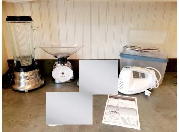 Small Kitchen Appliances, Hamilton Beach Mixer, Waring Pro Blender & Salton Scale