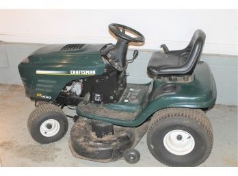 Craftsman LT 1000 Ride On Tractor With 21 Hp Twin Briggs & Stratton Engine