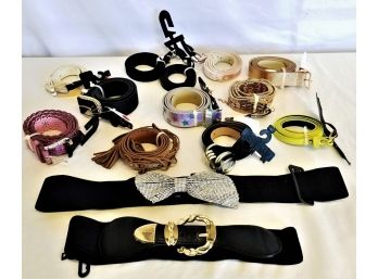 Great Selection Of Fourteen Women's Fashion Belts - New With Tags