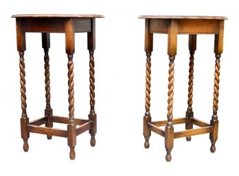 Set Of 2  Antique Wood  Scallop Oval End Tables