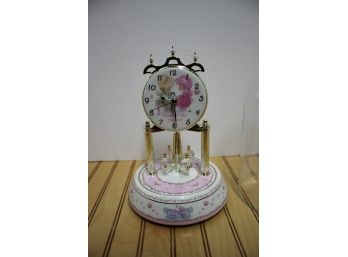 Gently Used PRECIOUS MOMENTS 'Friendship Hits The Spot' Dome Clock