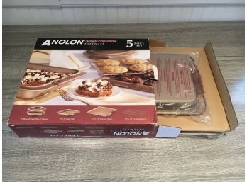 Brand New Analon 5 Piece Bakeware Set