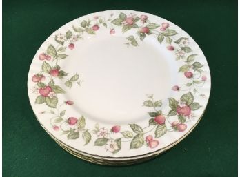 Set Of 8 Plates Royal Albert Bone China Lyndale Pattern