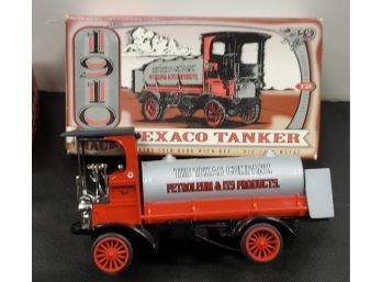 1910 Mack Texaco Tanker Bank