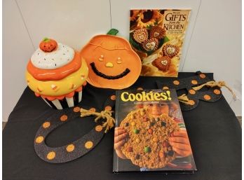 Halloween & Fall Lot With Cookbook Magazines