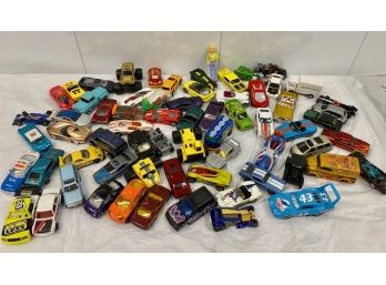 Lot Of Car Miniature's - Hot Wheels And Others