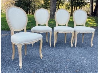 A Set Of 4 Carved Wood Balloon Back Chairs In French Provincial Style