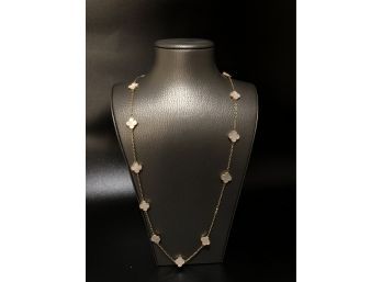 A Quatrefoil Necklace With Mother Of Pearl