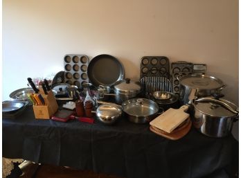 Large Kitchenware Lot