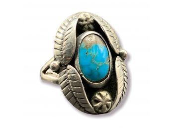 Beautiful Sterling Silver & Turquoise Ring