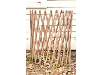 Wooden Lattice Plant Stand