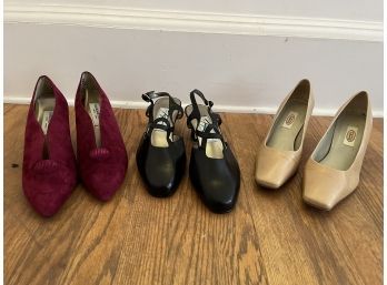 More Heels Size 8s, Tan Talbots, Red Suede Carriage Court, Ros Hommerson