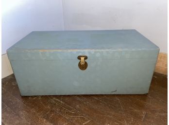 Vintage Mothex Cedarized Chest 30x14x12