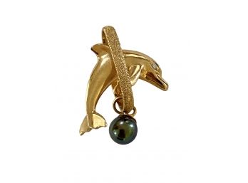 14K Yellow Gold Dolphin With Black Pearl Pendant From Dryland Hawaii .75 In. X 1 ' 4 Grams Weight