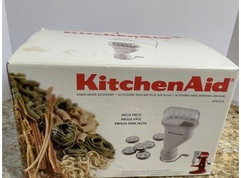 KitchenAid Gourmet Pasta Press KPXTA 6 Discs Original Box Used Once Made In Italy