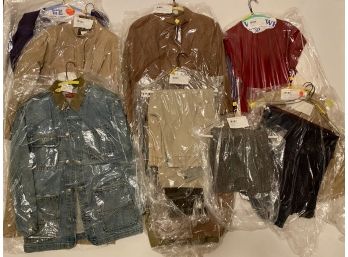 16 Dry Cleaned Women's Clothing Medium To Large: Banana Republic, Louis Feraud, Erika & Co & More