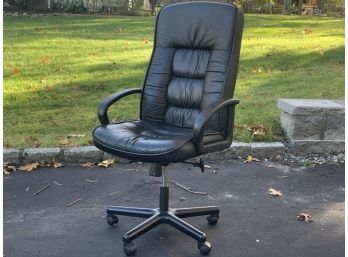 Adjsutable Office Chair With Faux Leather