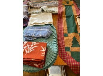 Collection Of  Tablecloth, Placemats And Napkins